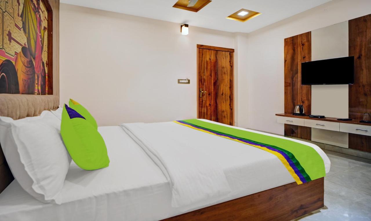 Hotel Eagle Inn Udaipur Bagian luar foto
