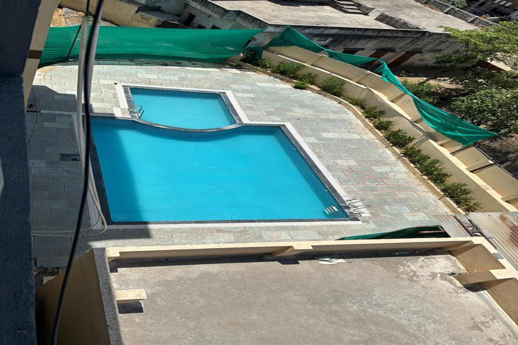 Hotel Eagle Inn Udaipur Bagian luar foto