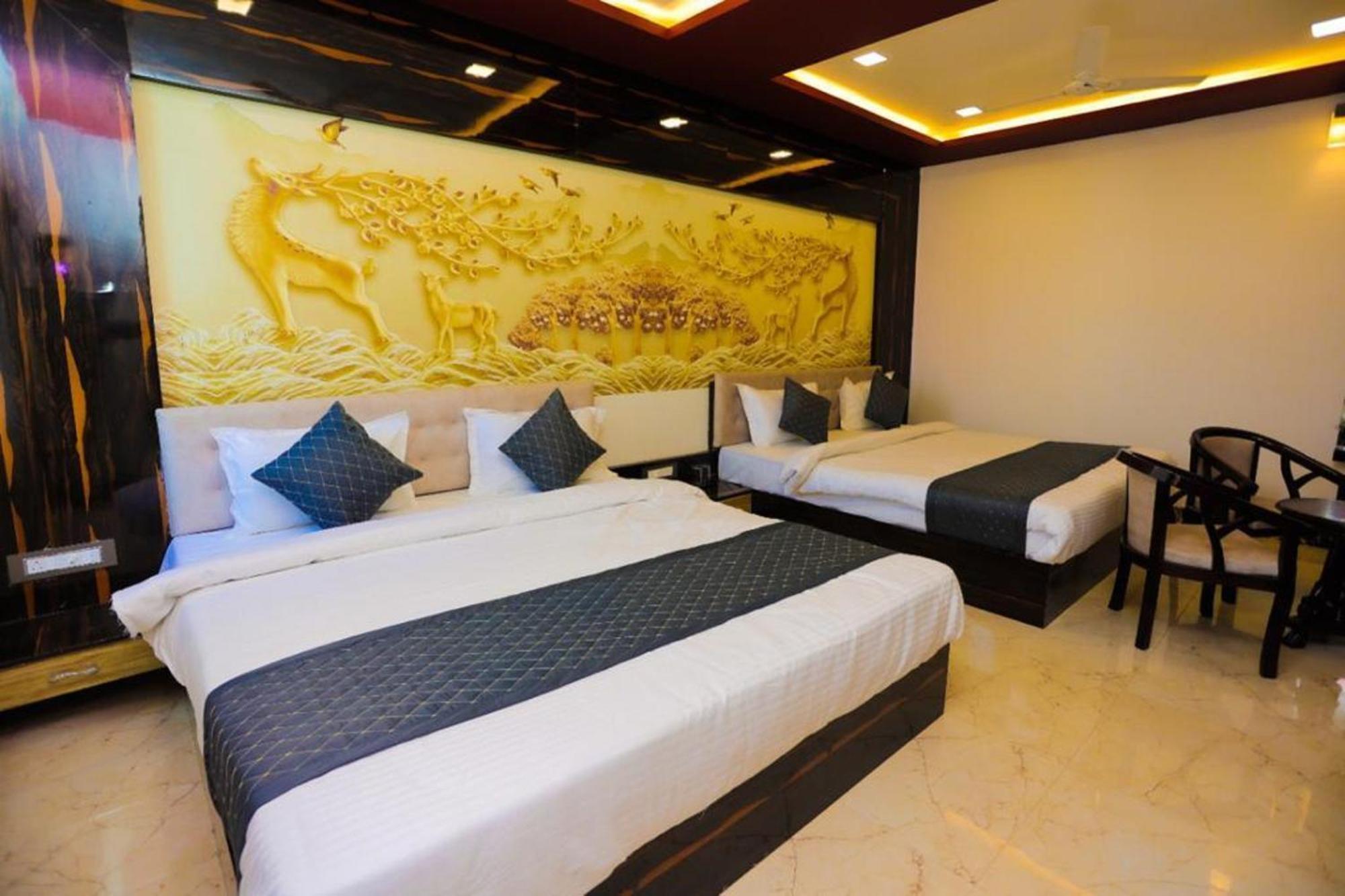 Hotel Eagle Inn Udaipur Bagian luar foto